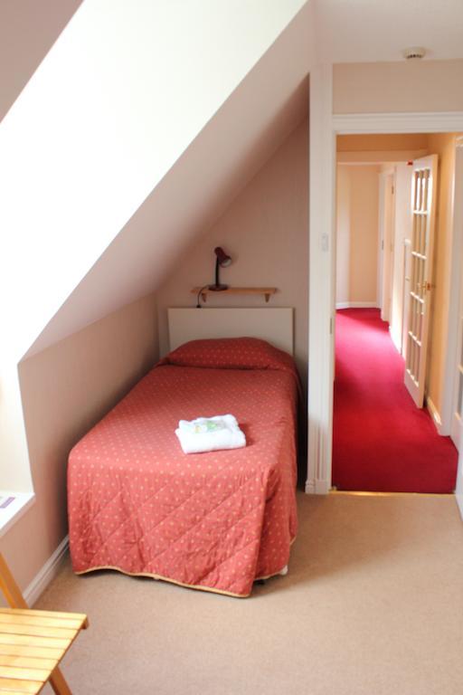 Marchfield Guest House เอดินบะระ ภายนอก รูปภาพ