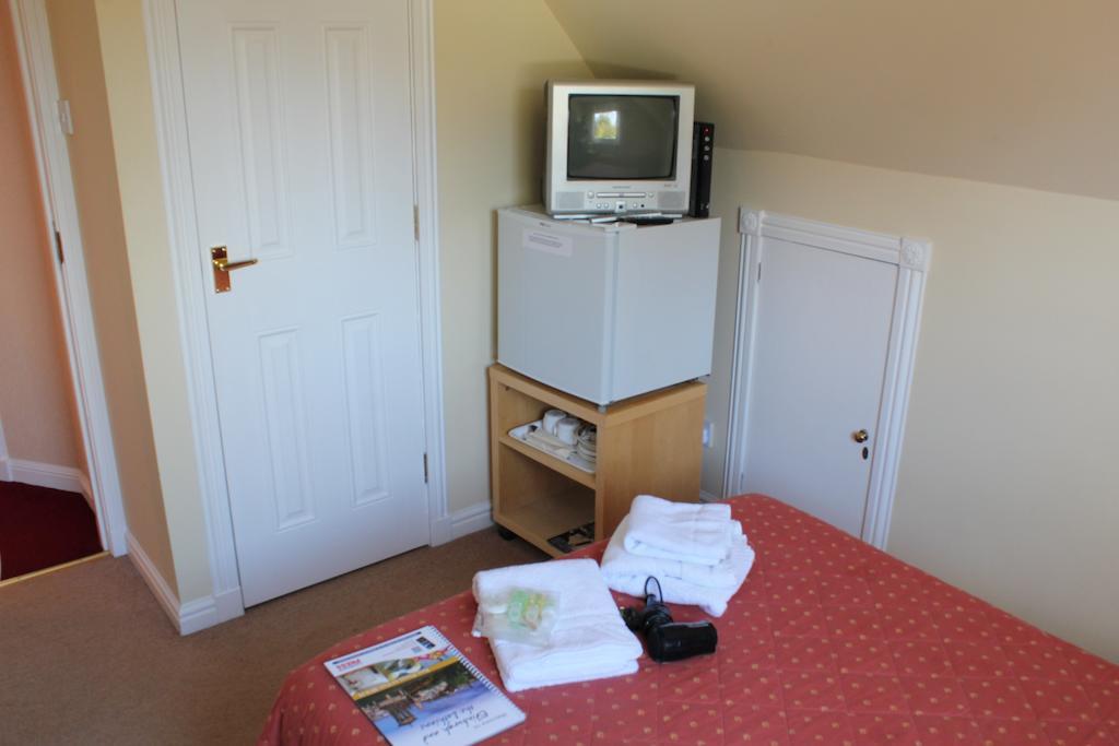 Marchfield Guest House เอดินบะระ ภายนอก รูปภาพ